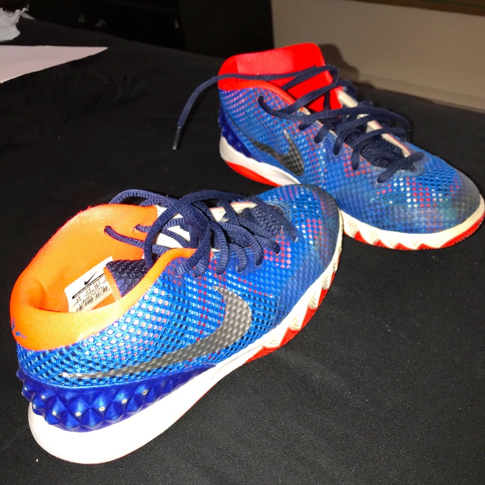 Nike Kyrie 1 “Independence Day”